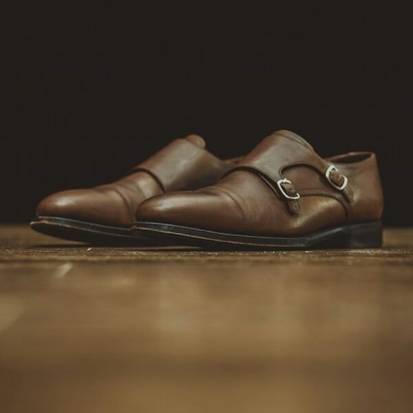 Minimal Leather Loafers